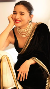 Black Saree Photos  Images of Black Saree - Times of India