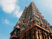 ​Meenakshi <i class="tbold">amman temple</i>