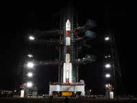 4. ISRO’s Chandrayaan-1 made India the fourth country to host its flag on the Moon