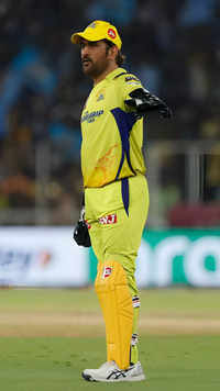 Wicketkeepers to play in every <i class="tbold">season</i> of IPL