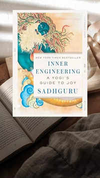 ‘Inner Engineering’ by <i class="tbold">sadhguru</i>