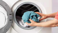 <i class="tbold">laundry</i> room entertainment