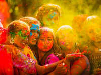 ​Lucky colour for people born with number 8 (Birth date: 8, 17, 26)