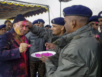 Celebrated Holi with Army jawans in Leh