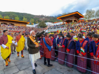PM Modi meets <i class="tbold">indian diaspora</i> and Bhutanese locals