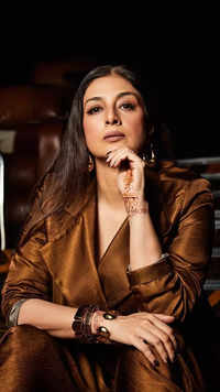 Breathtaking pictures of<i class="tbold"> tabu</i>