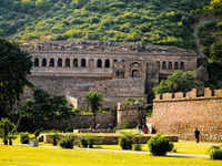 Bhangarh <i class="tbold">fort</i>, Rajasthan, India