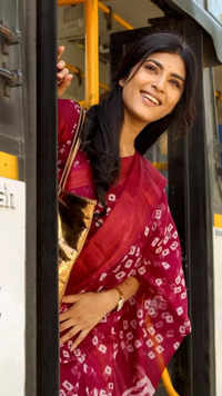 ​Divya Suresh's <i class="tbold">summer</i> saree style: Simple yet stunning