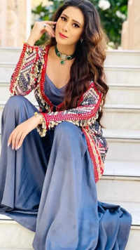 Hiba <i class="tbold">nawab</i>’s top 15 gorgeous looks for Eid