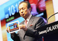 See the latest photos of <i class="tbold">samsung mobile</i>