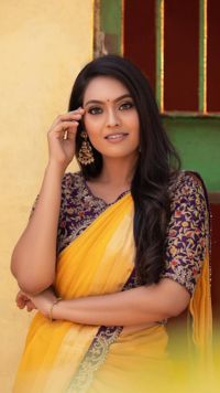 ​​10 stunning saree looks of <i class="tbold">pavithra</i> Janani​