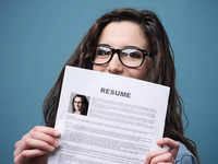 ​​Tips to write the perfect <i class="tbold">resume</i>​