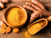 <i class="tbold">turmeric</i>