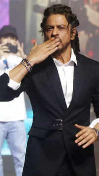 <i class="tbold">shah</i> Rukh Khan