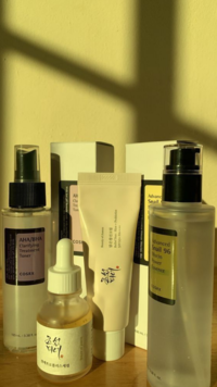 Why opt for Korean <i class="tbold">skincare products</i>?