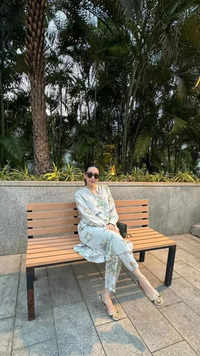 Karisma Kapoor shows us how to beat the heat in <i class="tbold">comfort</i>able cotton outfit