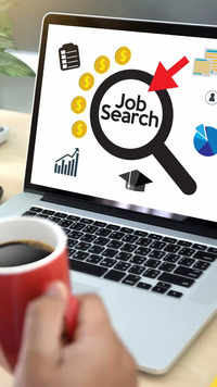 10 <i class="tbold">countries</i> Offering Easy Job Prospects for Indians