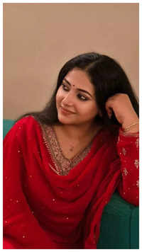 <i class="tbold">anu</i> Sithara radiates beauty in mesmerizing clicks