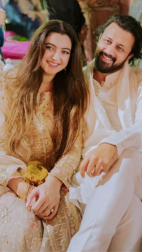 Stylish looks of <i class="tbold">atif aslam</i>'s stunning wife Sara Bharwana