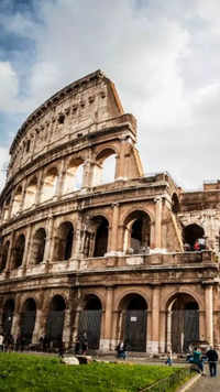 ​Sagittarius: The Colosseum, <i class="tbold">italy</i>