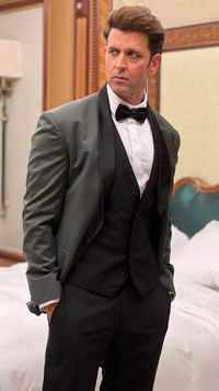 <i class="tbold">Hrithik Roshan</i>