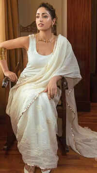 <i class="tbold">Yami Gautam</i>'s pristine white saree