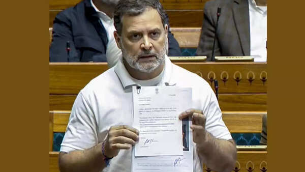 Rahul claims PM is ‘under US pressure’, ‘selling away blood & sweat’ of farmers