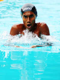 Trending photos of <i class="tbold">national aquatic championships</i> on TOI today