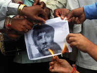 Check out our latest images of <i class="tbold">kasab's death</i>