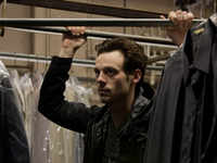 Check out our latest images of <i class="tbold">killing them softly</i>