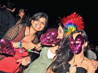 Check out our latest images of <i class="tbold">sunburn festival</i>