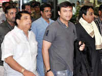 New pictures of <i class="tbold">cases against akbaruddin owaisi</i>