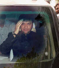 Check out our latest images of <i class="tbold">akbaruddin owaisi attack case</i>