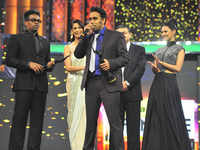 New pictures of <i class="tbold">filmfare 2012</i>