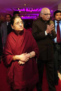 New pictures of <i class="tbold">toi social impact awards 2012</i>