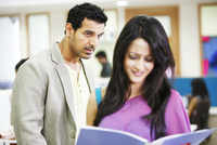 New pictures of <i class="tbold">i me aur main movie preview</i>