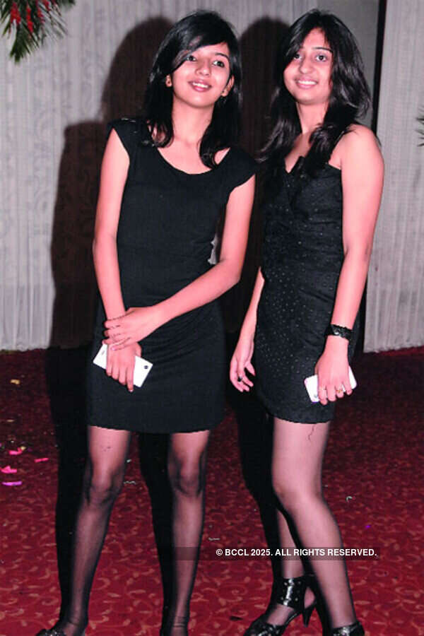 one piece for farewell party