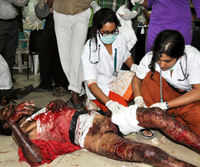 New pictures of <i class="tbold">serial blasts in hyderabad</i>