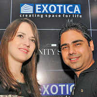 Click here to see the latest images of <i class="tbold">exotica</i>