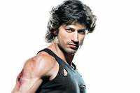 Vidyut Jammwal films stunt sequence for 'Commando 2