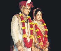 Check out our latest images of <i class="tbold">vivek marriage</i>