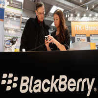 Check out our latest images of <i class="tbold">blackberry services</i>
