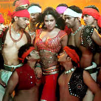 Check out our latest images of <i class="tbold">sameera reddy item song</i>