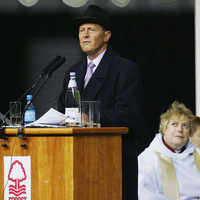 Check out our latest images of <i class="tbold">geoffrey boycott</i>