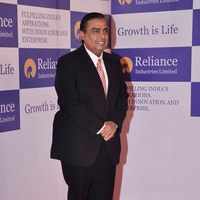 Click here to see the latest images of <i class="tbold">reliance agm</i>