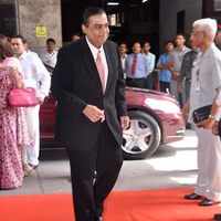 Trending photos of <i class="tbold">reliance agm</i> on TOI today