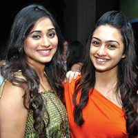 Click here to see the latest images of <i class="tbold">abigail jain</i>