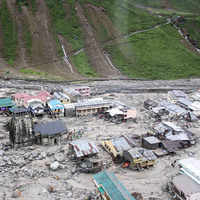 Check out our latest images of <i class="tbold">floods in uttarakhand</i>