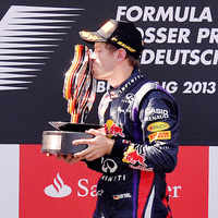 Click here to see the latest images of <i class="tbold">sebastian vettel</i>
