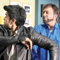 New pictures of <i class="tbold">ram charan zanjeer</i>